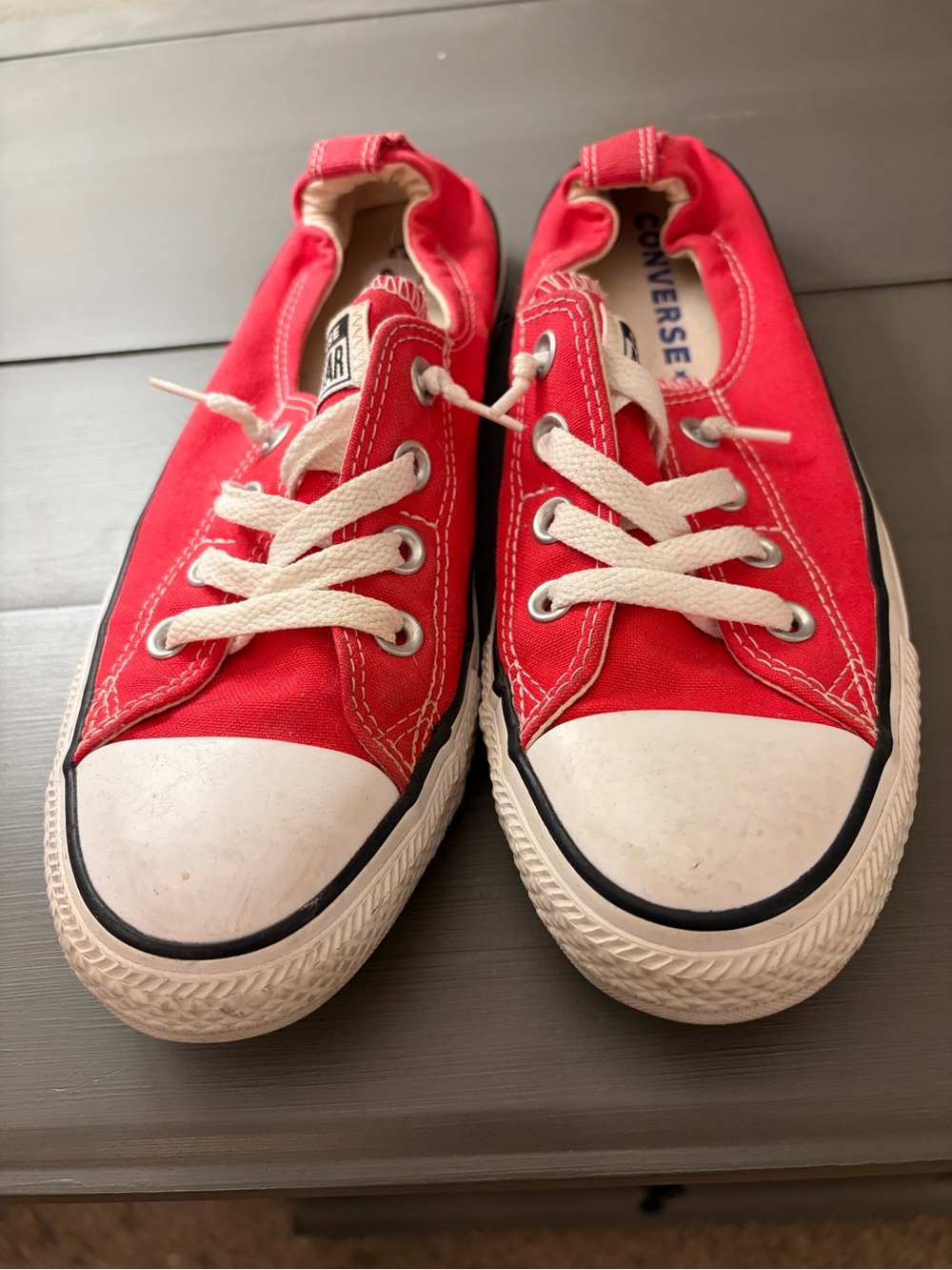 Red Converse Chuck Taylor Shoreline sneaker, size 9